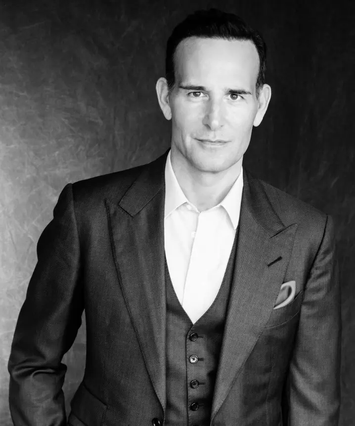 Dr. Paul Jarrod Frank | Chief Medical Officer, Founder of the PFRANKMD™ Brand, and Board-Certified Dermatologist Headshot of Dr. Paul Jarrod Frank